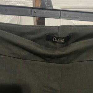 Dalia Olive Green Pants